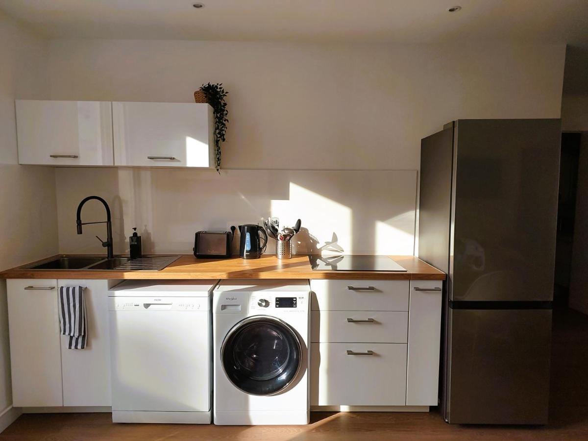 Champon - Lumineux 2 Chambres Avec Garage Prive - Tram A 1 Min غرونوبل المظهر الخارجي الصورة